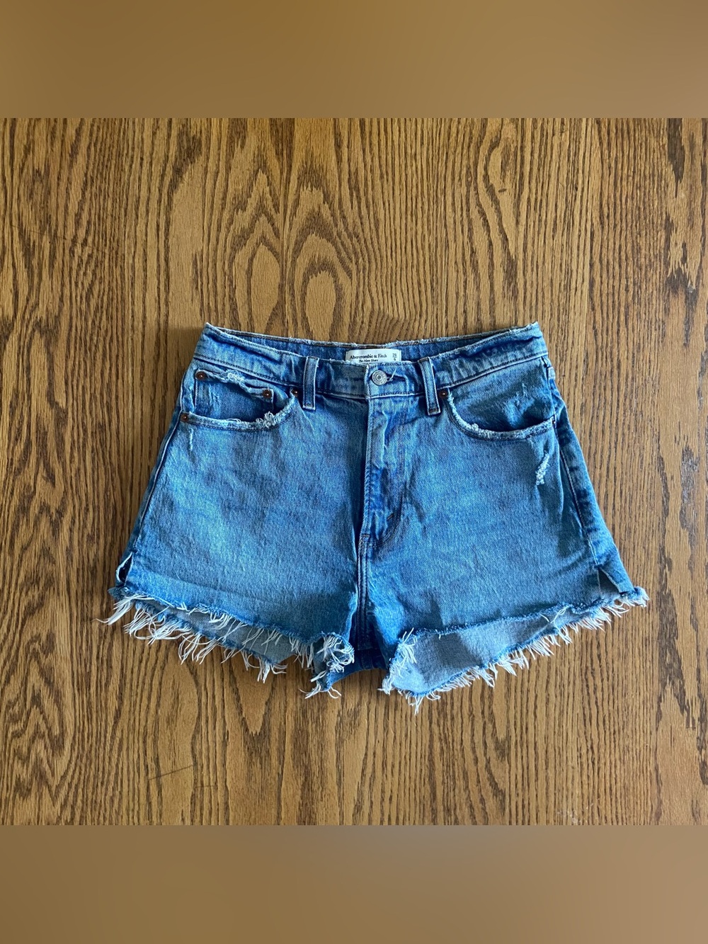 ABERCROMBIE & FITCH the mom shorts high rise